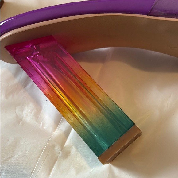 Vibrant Purple Heels with Transparent Design - Picture 9 of 9